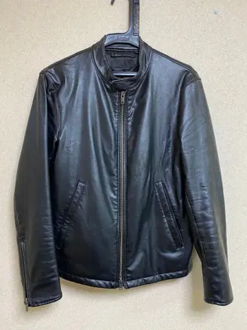 유니클로 가죽 자켓 인조 가죽