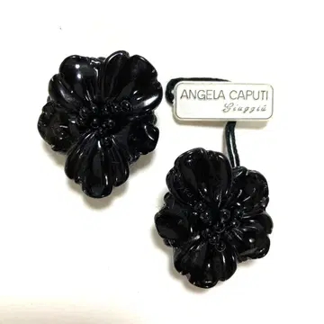 ANGELA CAPUTI 블랙 플라워 귀찌