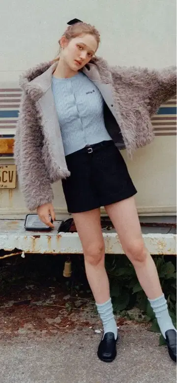 앨리슨 브라운 CLASSIC CHIC SHORT PANTS