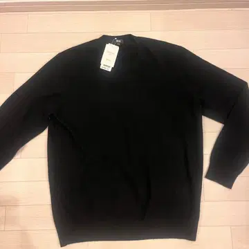 [ 새상품 ] UNIQLO 캐시미어 100% 크루넥 XL 사이즈
