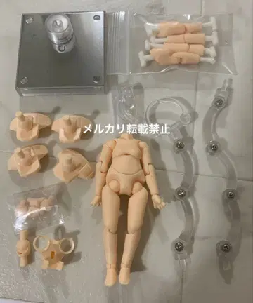 넨도로이드돌 almond milk 바디