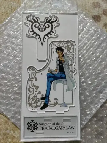 트라팔가 로 흰 옷 의사 액세서리 스탠드 아크릴 스탠드