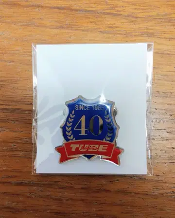 TUBE RIDERS 40주년 기념 핀 배지