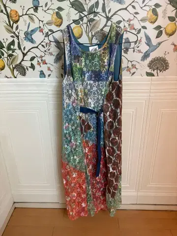 스칼라 슬리브리스 원피스