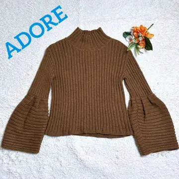 새상품급/어도어 리브 하이넥 니트 벨 슬리브 울 브라운 38