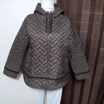 후드 부착 퀼팅 반코트 (브라운 계열)