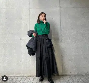 N.O.R.C 리컨스트럭트 볼륨 스커트 블랙