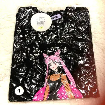 PUNYUS 세일러문 콜라보 블랙 레이디 T셔츠 치비우사 와타나베 나오미