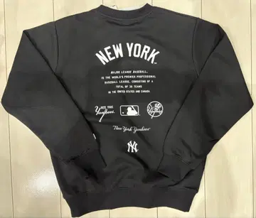 새상품 L 사이즈 MLB 양키스 트레이닝복 백 프린트 블랙