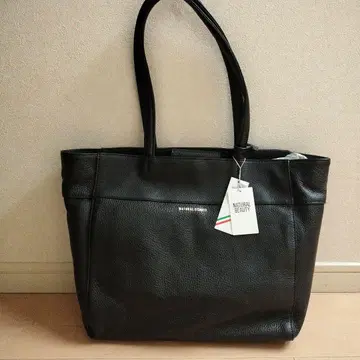 택 포함 미사용품 NATURAL BEAUTY 천연 가죽 블랙 토트백