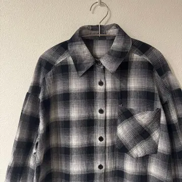 [ 새상품급 ] 옴브레 체크 셔츠 플란넬 셔츠 레이온 고배색 블랙