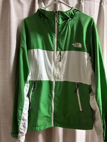 THE NORTH FACE 더 노스 페이스 나일론 자켓