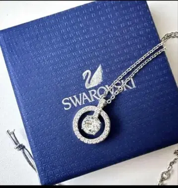 Swarovski 펜던트 목걸이
