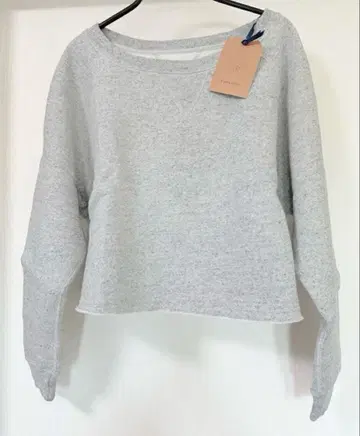 [ 미사용 새상품 ] 투데이풀 그레이 크롭 맨투맨 트레이닝복 속기모