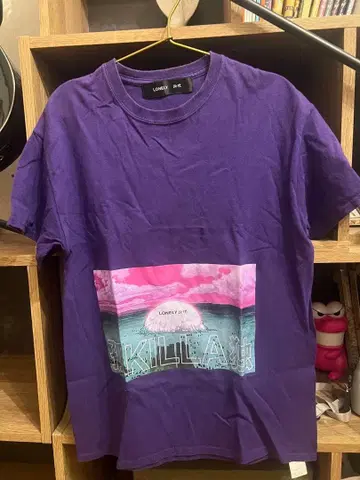 [ 단종 ] LONELY론리 T셔츠 M사이즈 AKIRA