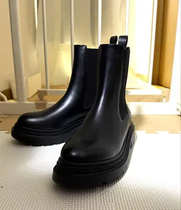 GU 사이드 고어 부츠 블랙 S 사이즈