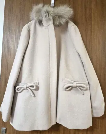 쿠튀르 브로치 코트