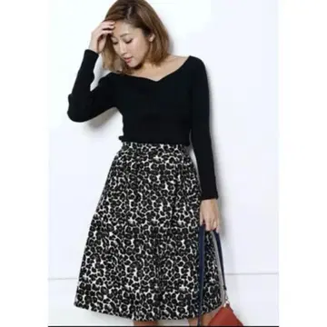 정가 18000엔 택 포함 새상품 마이 스트라다 레오파드 스커트