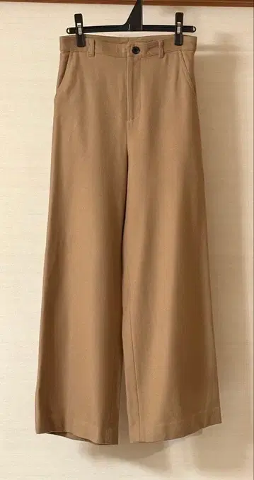 투모로우랜드 맥피 와이드 팬츠