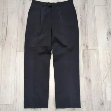 dunhill 이탈리아제 원턱 랙스