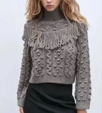 ZARA 프린지 니트 그레이 S 사이즈 하이넥 케이블 짜임