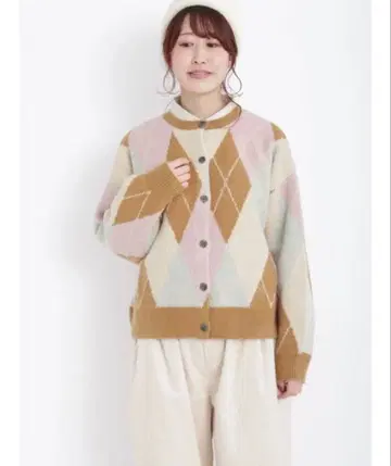 [ 미사용 새상품 ] 사만사 모스모스 아가일 무늬 니트 가디건