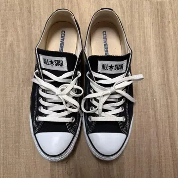CONVERSE ALL STAR 블랙 스니커즈