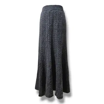 그레이 케이블 니트 플레어 스커트