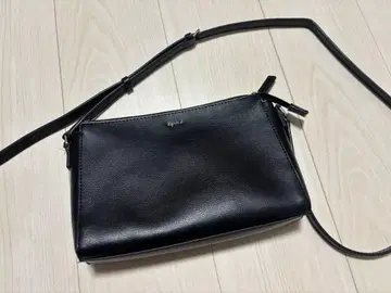 agnes b. 에네스베 블랙 소가죽 숄더백