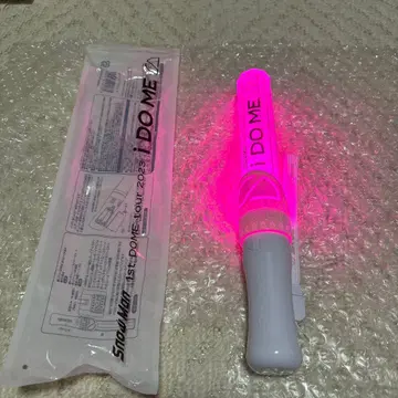 Snow Man i DO ME 응원봉