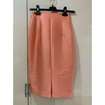 정가 19000엔 택 포함 새상품 StunningLure 새틴 스커트