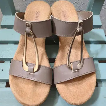 썸씽 something 샌들 뮬 힐 베이지 천연 가죽