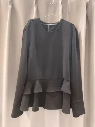 미사용 택 포함 ZARA WOMAN 블라우스