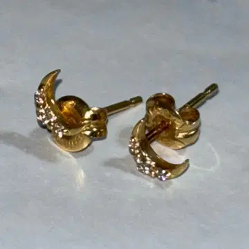 골드 크레센트 문형 귀걸이