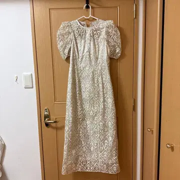 LilyBrown 아이보리 레이스 롱 드레스