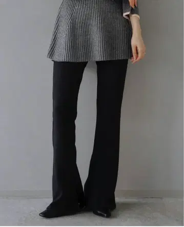 lumier 뤼미에 플레어 팬츠 슬릿 브라운 블랙 2종 세트