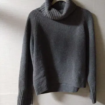 터틀넥 스웨터