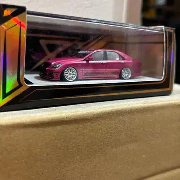 1/64 도요타 크라운 로우다운 커스텀 자동차