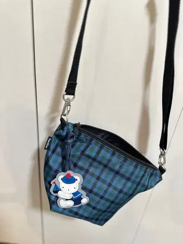 패밀리아 파랑 체크 숄더백 미니백