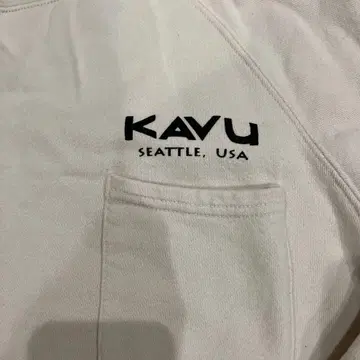 KAVU 화이트 맨투맨