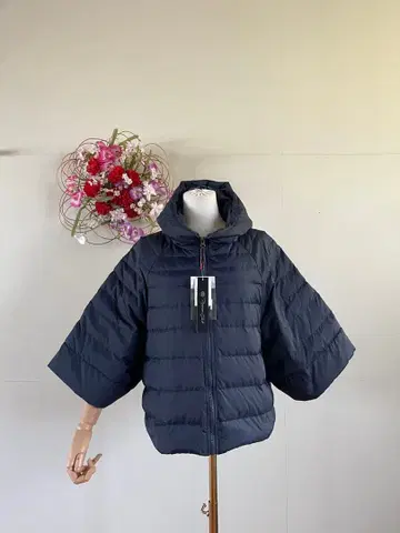 후드 부착 네이비 퀼팅 자켓