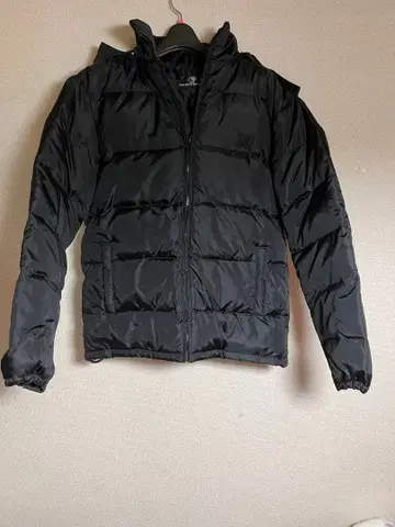 T&C SURF DESIGNS 블랙 다운 자켓 퍼 포함