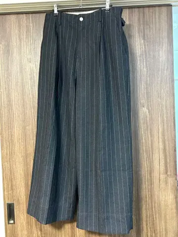 GU Beautiful People 턱 와이드 팬츠 스트라이프 L 사이즈