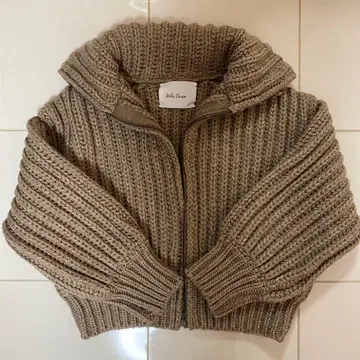 [ 기간 한정 ] Mila Owen 빅 칼라 로 게이지 코위찬 니트 모카