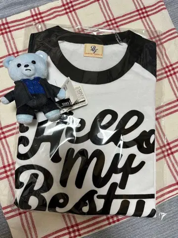Hello My 'BESTY' vol.2 티셔츠 S 사이즈
