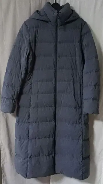 유니클로 울트라 라이트 다운 롱 코트 자켓 XL