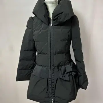 엠즈 그레이시 다운 자켓 38