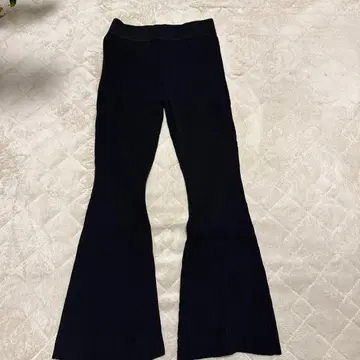 mystic 리브 블랙 플레어 팬츠 미사용 새상품!