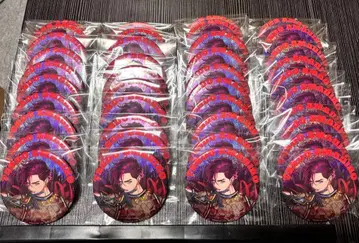 카리스마 천도 아히코 2nd 블레이크 캔뱃지 40개