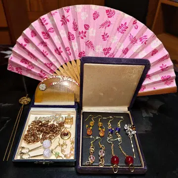 유품 정리 액세서리 묶음 판매